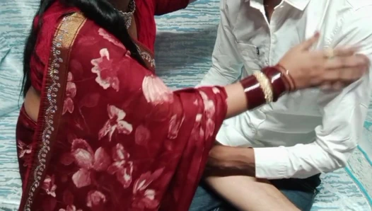 Hintli kız terfisi için ofiste sert sikişiyor