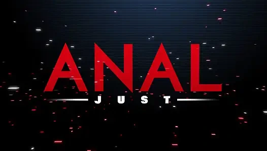 Sarışın sürtüklerin anal eğlencesi - Adrianna Nicole ve Brandi Edwards only3x