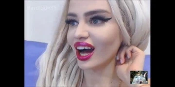 Jizzy krem ​​natasha ucubeler üzerinde benim boşalmak horoz