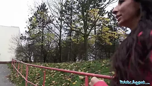 Kamu ajan hakiki milf sikikleri için nakit