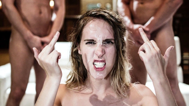 Babe bf ile kavgadan sonra 2 rastgele dudes lanet biter