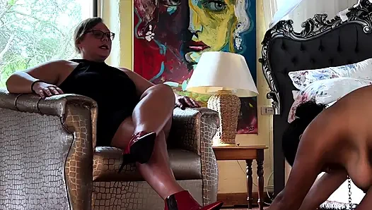 Dominatrix April - jardín de rosas parte 3