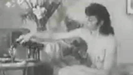 Şişe içinde kedi tarafından sadıksock