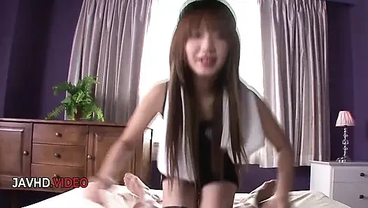 Genç sana anzyu'nun bu Japon seks videosunda mükemmel oral seks performansını izleyin