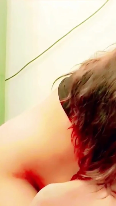 Обязательный для просмотра момент из "Моя подруга в ролевой игре с моим офисным боссом для получения работы в Германии"