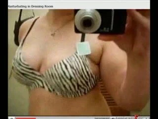 Bbw kamu mastürbasyon içinde soyunma odası