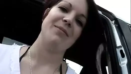 Komşu Alman sürtükler 90'ların amatör pornosna mastürbasyon yapıyor