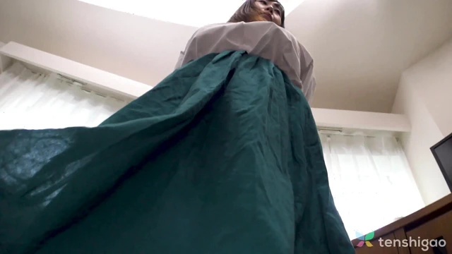 Japon çağrı merkezi kızı bayan shoko moriwaki bizimle bir otel odasına geliyor