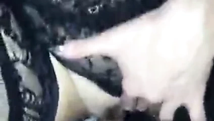 Ii place sa suga nebuneste