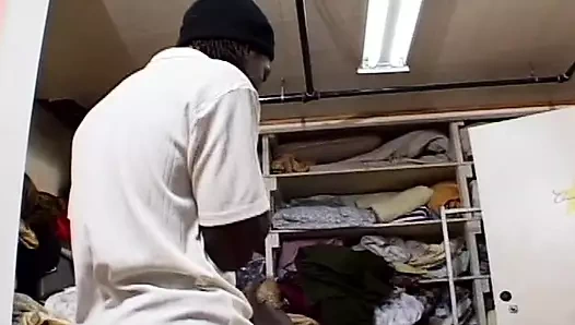 Onun mükemmel hareketleri sikini patlatacak