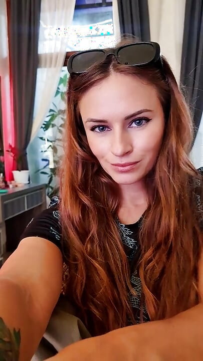 holy_khloe videosu
