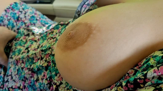 Üniversiteli kızı elbiseyle aldım ve onun bu kadar nazik olmasını beklemiyordum