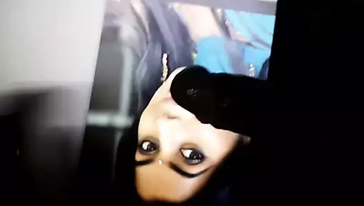 Poorna için büyük olan