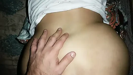 üvey kız kardeşim Ko chood diya gece geç saatlerde