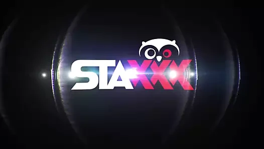 Asya öğrenci porno için starring alır ceza alır