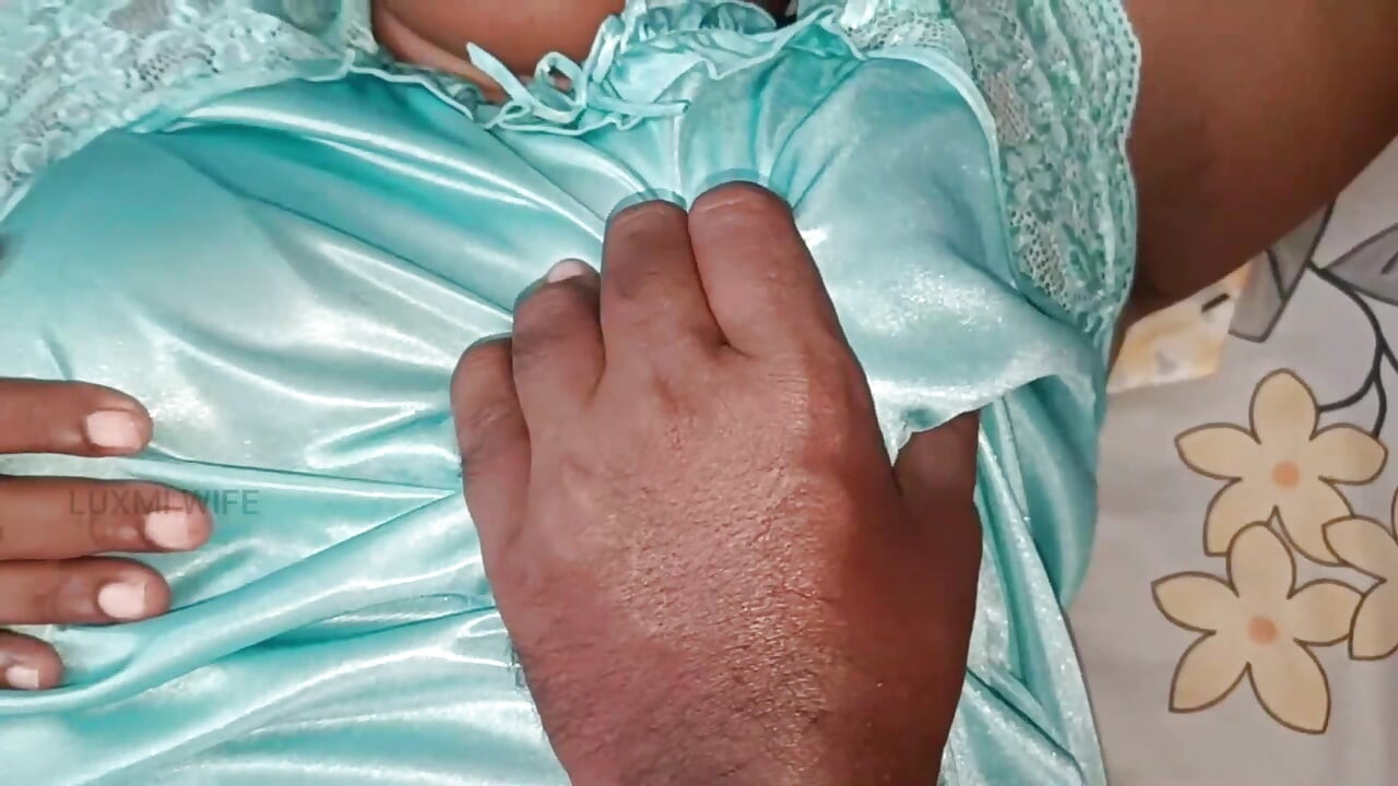 Kayınbiraderi tarafından sikiş ve çıplak masaj