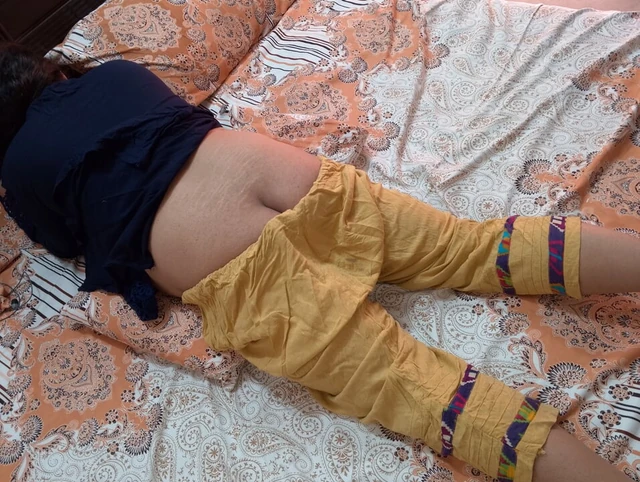 Pencaplı sıska üvey anne tam film sesli