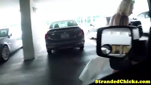 telli minyon sarışın sürtünme onu küçük kutu