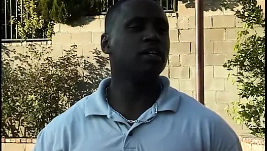 Azgın abanoz kızlar azgın damızlık tarafından yan yana becerdin almak için bacaklarını açın