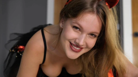 Unutma, her zaman açım! Her karşılaştığımızda seni sikeceğim! POV. SANAL SEKS