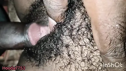 Hintli güzel kız sıkı ilk kez xxx videolar, desi güzel köylü kızı seks videoları