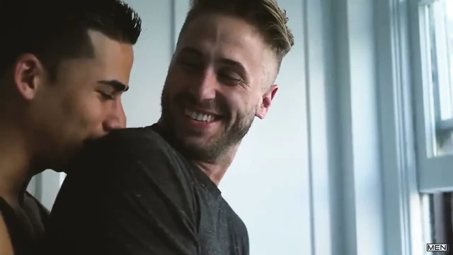 Topher Di Maggio ve Wesley Woods, emip sikiyor.