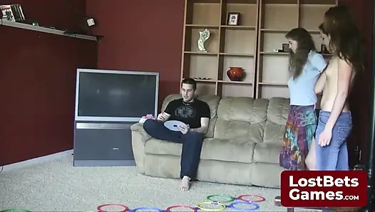 Bu striptiz oyunu zevkle dolu vahşi bir gece vaat ediyor