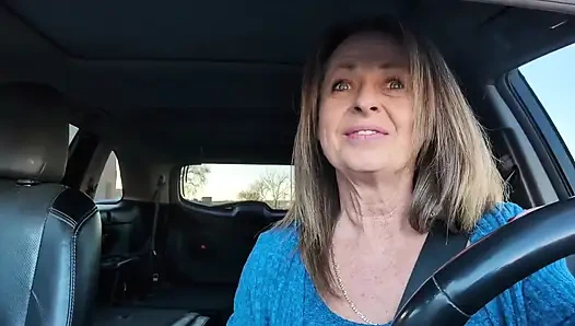 Küçük Linda Lowe'un kapısını geri dönüyor