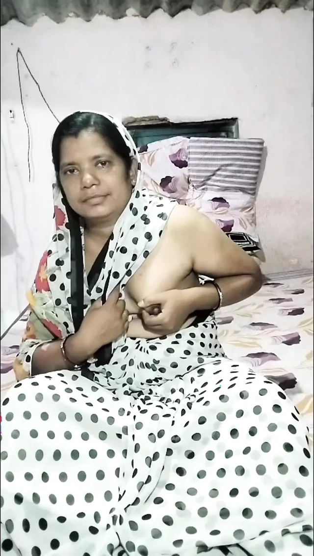 DESI BHABHI ON FIre.