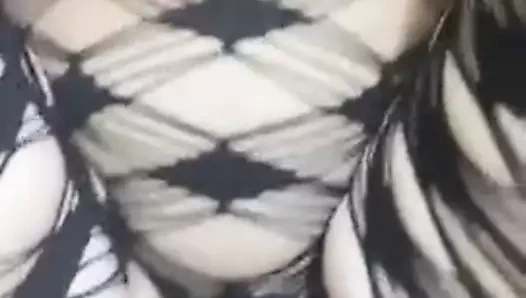 sexi olgun orospu sikisiyor