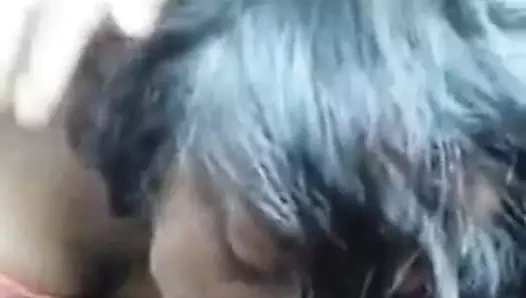 Sıcak kız oral seks içinde the araba