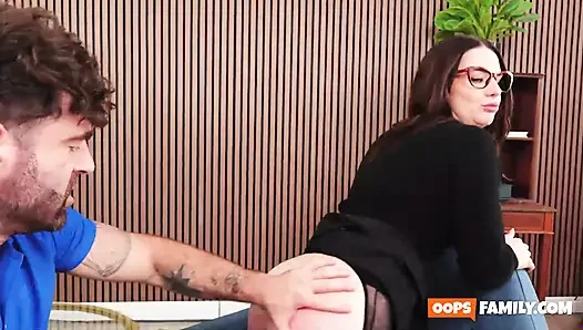 Bu kavurucu porno seansı ile iç bi-atch'ini ortaya çıkar!