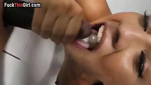 sürtük esmer hizmetler horoz at zafer deliği