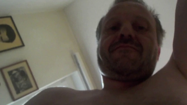 mes seins rempli de son sperme