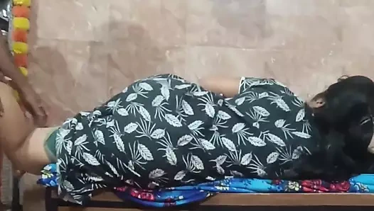 Hintli desi kız domalarak seks yapıyor