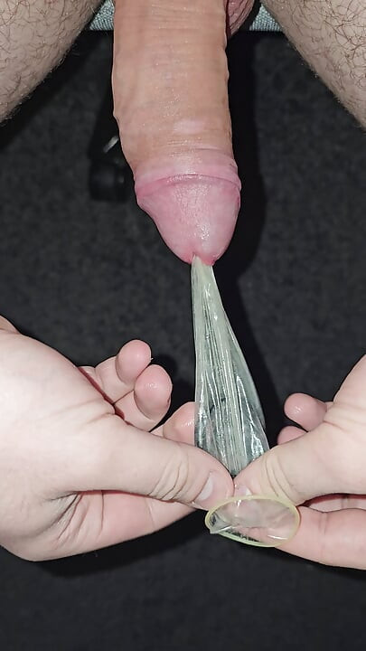 Üretra sidik deliği tıkacı, sidik deliğime yarak halkaları sokuyorum, uzun metal ses dilatörle sikiyorum