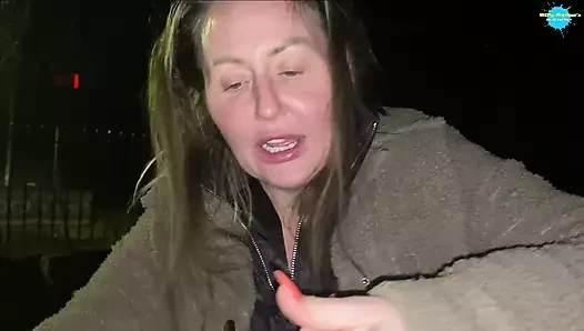 yanıp sönen sokak kızı