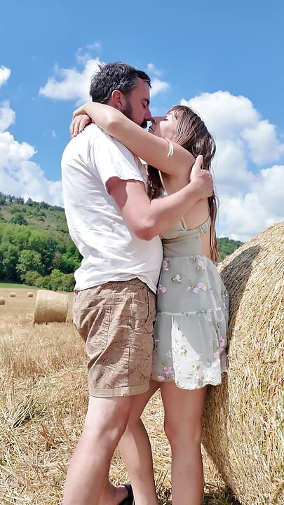 Rea Doren sucks daddy in deep throat in the middle of the fields