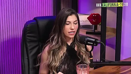 Latin ateşli Alexia Dhein ile podcast