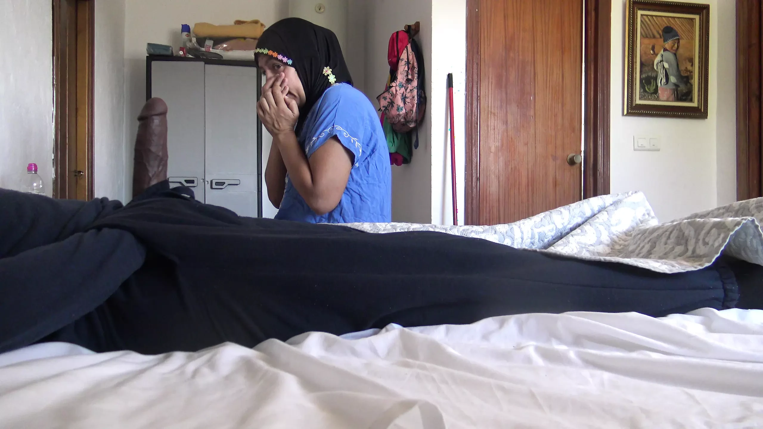 Muslim maid is shocked when a tourist shows her his big black cock