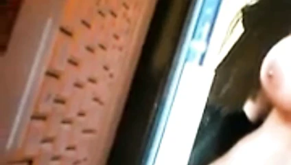 lisa ann üzerinde boşalmak