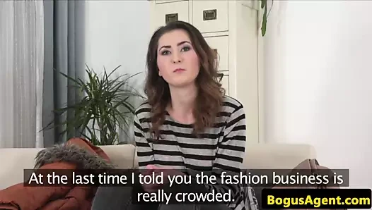 Auditioning amatör kedi becerdin doggystyle