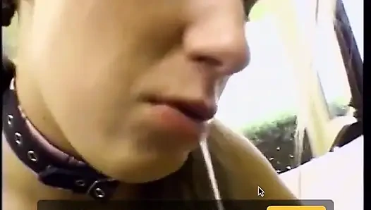 Genç sarışın kovboy kız yatakta sikişiyor