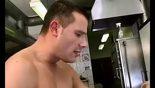 Olgun seviyor acımasız seks