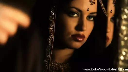 Doğu güzeli ile eğlenceli zamanlar