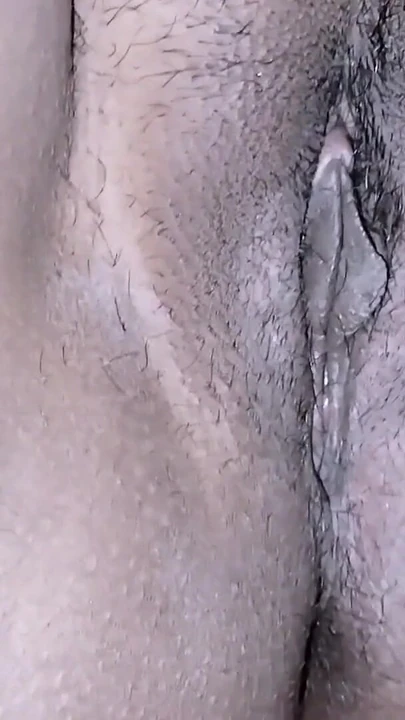 Захватывающий момент от "Бхабхи позвонила в ее дом, чтобы подчистить🥵 ее волосы"