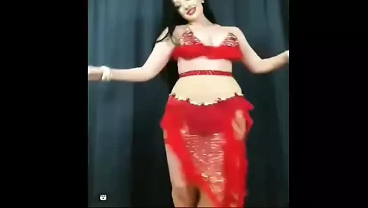 Moti gannd wali punjabi kız