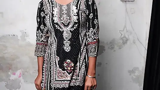 Üvey oğlum gelene kadar amımı yaladı.