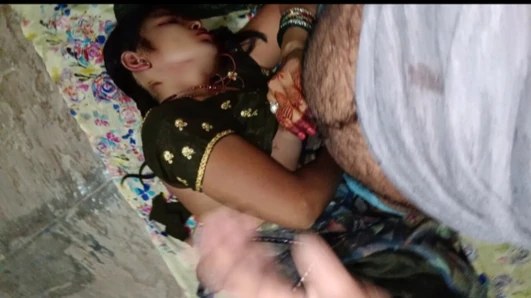 Devar ne bhabhi ko bedroom me choda dewar ne bhabhi ko pela bhabhi ki chudai brother-in-law ke sath