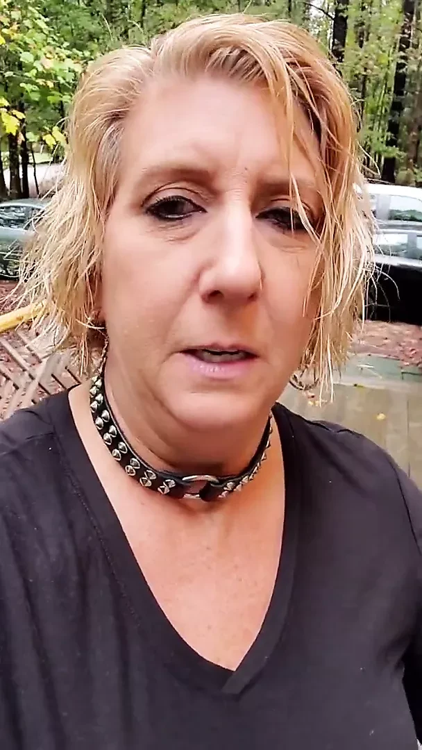 Patron onu tinder'da buldu, boşalmak için arıyor!